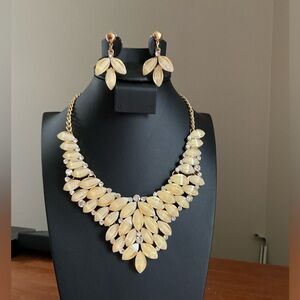 NWT rhinestone statement, bib necklace with matching earrings